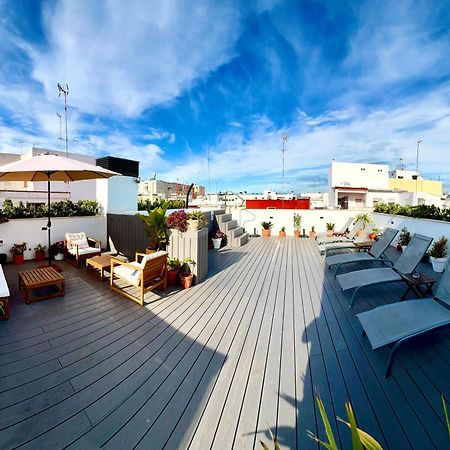 Aparthotel Luz De Gades - Suites Spa Gym - Adults Only Cadiz Bagian luar foto