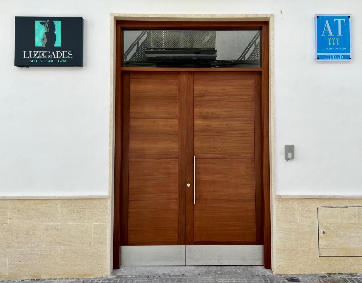 Aparthotel Luz De Gades - Suites Spa Gym - Adults Only Cadiz Bagian luar foto