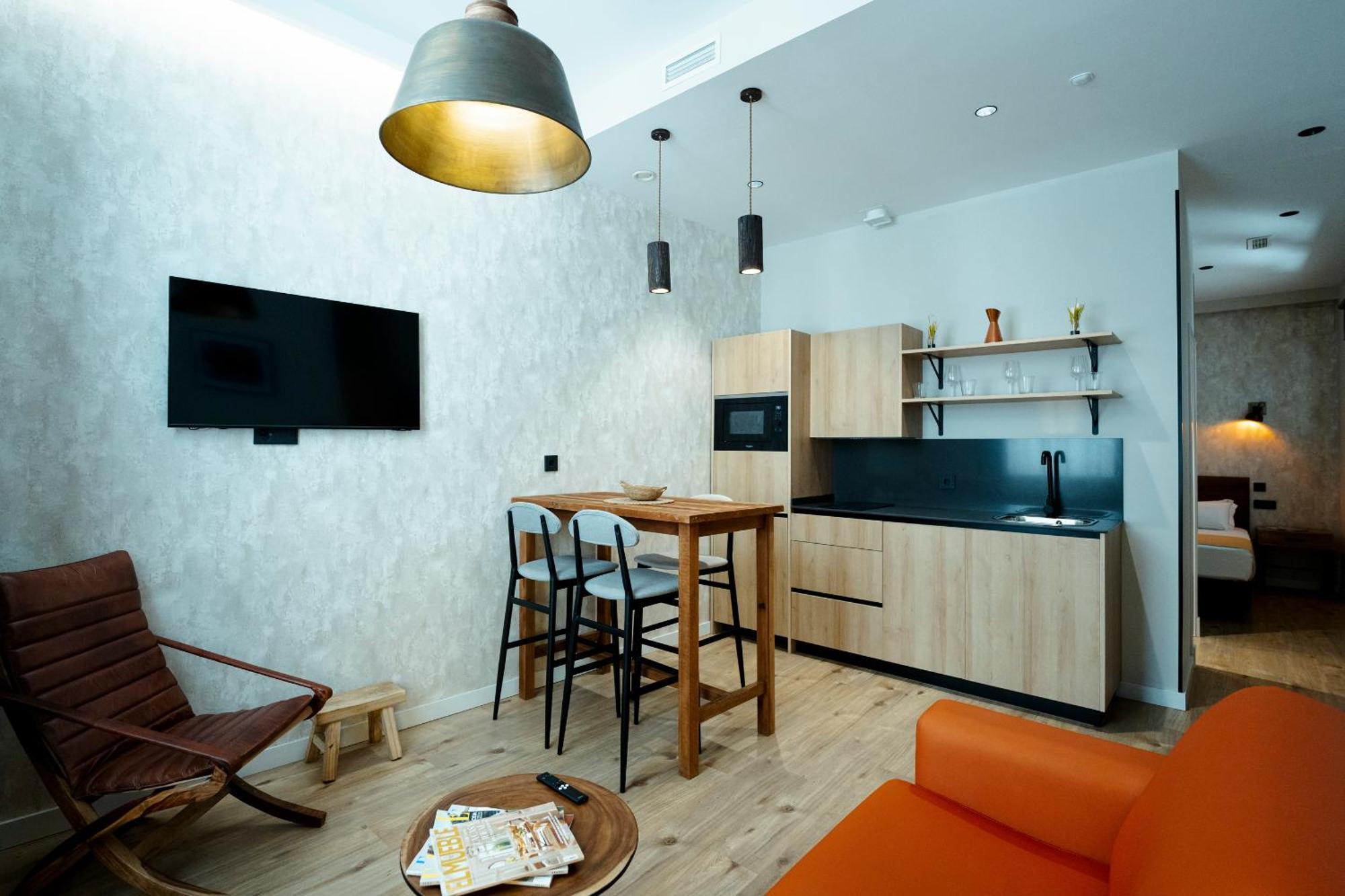 Aparthotel Luz De Gades - Suites Spa Gym - Adults Only Cadiz Bagian luar foto