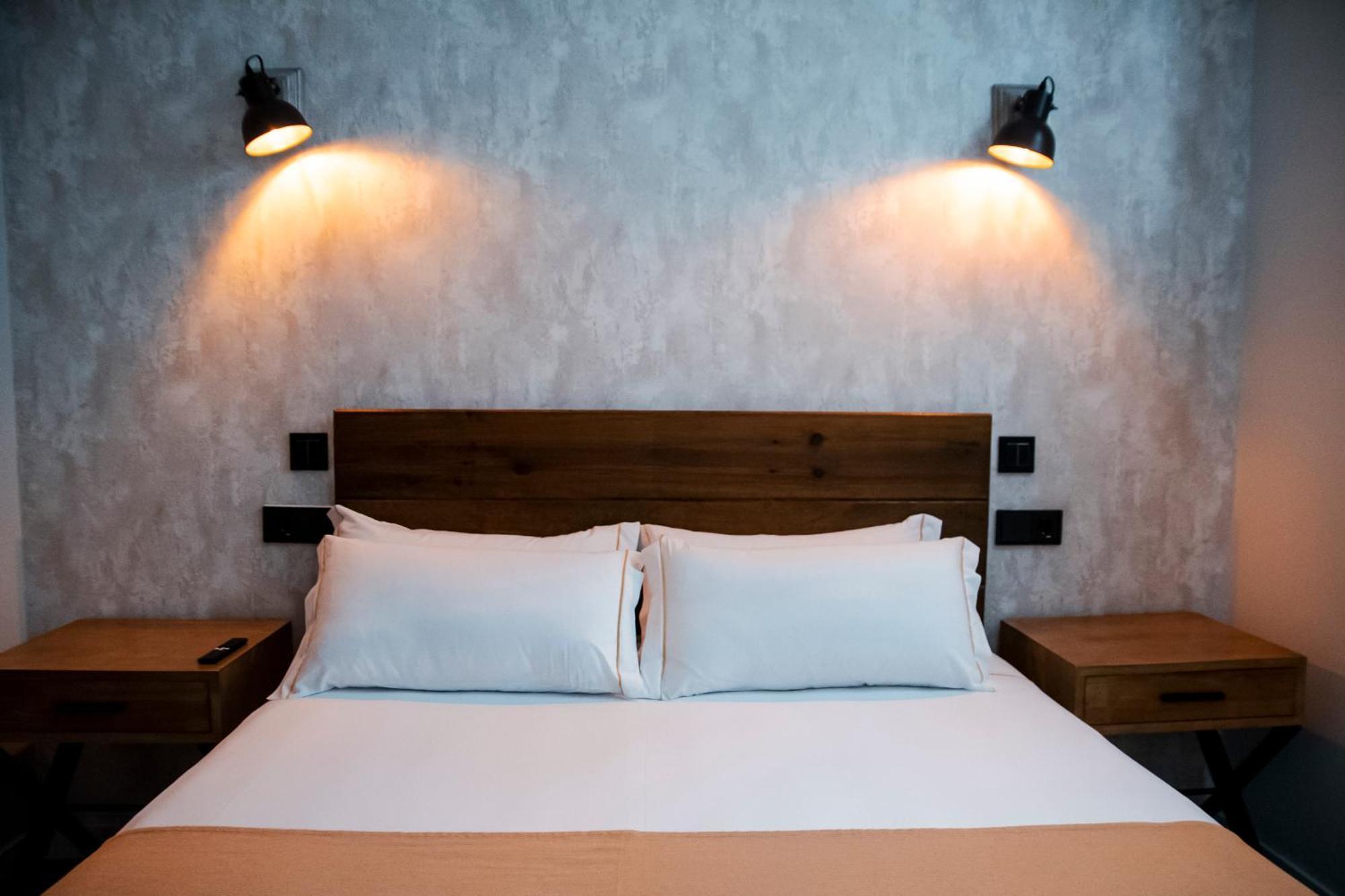 Aparthotel Luz De Gades - Suites Spa Gym - Adults Only Cadiz Bagian luar foto